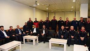Milletimizin Emrindeyiz..