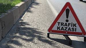 Otomobil askeri personele çarptı