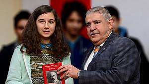 Başkan Mahçiçek, İstiklal Şairimizi Andı..