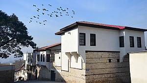 Geçmişimizden Aldığımız Güçle Geleceğimizi İnşa Ediyoruz