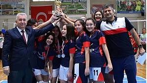 SANKO okulları kız voleybol takımı ikinci oldu...