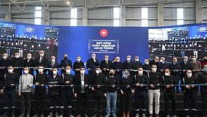 Cahillikleri ile baş başa bırakıyorum..