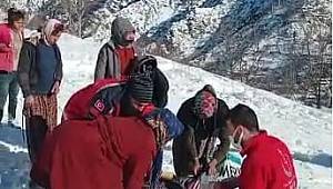 Hamile kadını hastaneye hava ambulansı yetiştirdi..