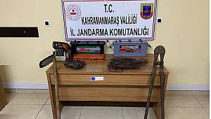 Kahramanmaraş’ta akü hırsızları yakalandı ..