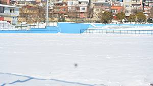 Kahramanmaraş’ta sahalar buz kesti