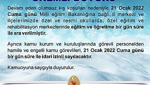 Öğrenciler erken karne aldı...