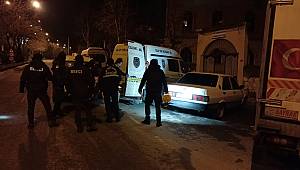 Kaçan şüpheli bekçinin kaza kurşunuyla yaralandı