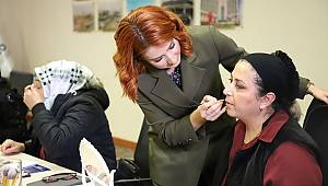 Romatizmalı hastalara psikolojik destek veriliyor..