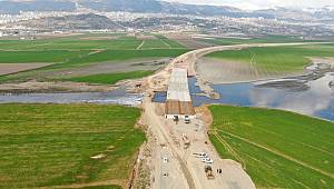 210 metre uzunluğunda, 7 ayaklı köprüde son çalışmalar gerçekleştiriliyor