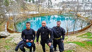 Kahramanmaraş’ta Çanakkale şehitleri için su altında Türk Bayrağı açtılar