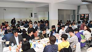 Başkan Güngör, TOBB Fen Lisesi öğrencilerinin misafiri oldu