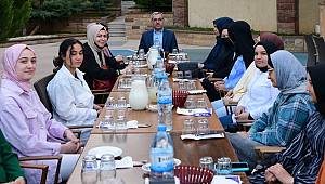 Başkan Güngör Uluslararası Öğrencilerle İftar Yaptı