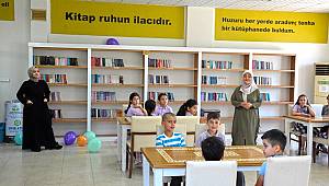 Büyükşehir Ekipleri Karne Gününde Öğrencilerle Bir Araya Geldi