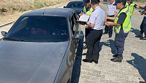 Kahramanmaraş Jandarma Komutanı sürücülerle bayramlaştı