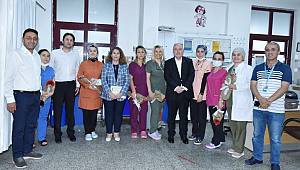 Vali Coşkun’dan Huzurevi ve Çocuk Hastanesine Bayram Ziyareti