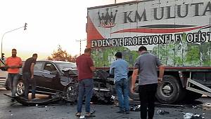 Kahramanmaraş’ta otomobil kamyona arkadan çarptı: 1 yaralı..