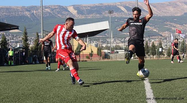 Y. S. Kahramanmaraşspor 0-0 Gümüşhanespor...