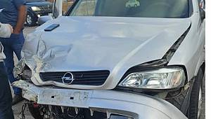 Afşin’de iki otomobil çarpıştı: 3’ü çocuk 6 yaralı ..