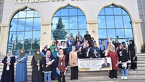 Başkan Osman Okumuş'tan hanımlara jest..