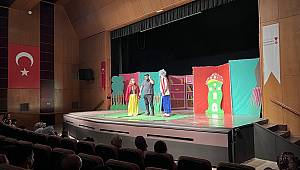 Minikler “Kitaplar Ülkesi”ni Çok Sevdi