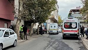 Polis ekiplerine saldırı: 3 polis yaralı 1 saldırgan etkisiz hale getirildi...