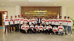 Başkan Okay, Gençlere Milli Maç Heyecanı Yaşattı