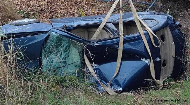Kahramanmaraş’ta otomobil şarampole yuvarlandı: 2 yaralı 