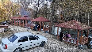 Kahramanmaraş’ta piknikçiler mesire alanlarını doldurdu