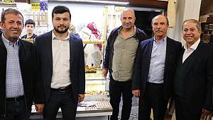 Kent esnafı Başkan Balcıoğlu’nu bağrına bastı