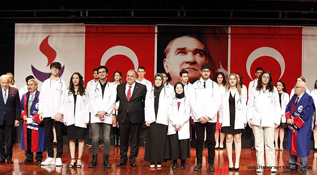 Mütevelli Heyet Onursal Başkanı Abdulkadir Konukoğlu: “Ana Gayemiz Ülkemize Hizmet Edecek Üst Düzey Sağlık Profesyonelleri Yetiştirmektir” 