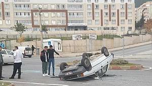 Otomobil takla attı: 3 yaralı..