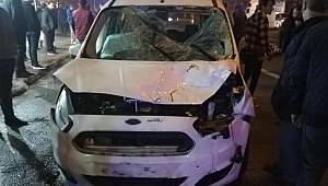 Kahramanmaraş’ta hafif ticari araç ile motosiklet çarpıştı: 2 yaralı