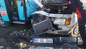 Kahramanmaraş’ta halk otobüsü ile çarpışan minibüs şoförü öldü