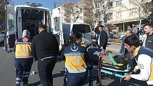 Kahramanmaraş’ta kamyonet ile sepetli motosiklet çarpıştı: 2 yaralı