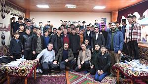 Başkan Mahçiçek, “Bu ülkeyi çok daha güçlü şekilde 2053’e, 2071’e götürecek olan sizlerseniz” 