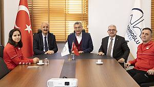 Dünya Şampiyonlarından Başkan Okay’a Ziyaret