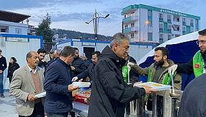 Vali Akkoyun İlk İftarını Vatandaşlar İle Birlikte Yaptı..
