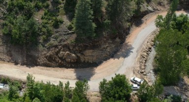 Andırın’da Yol Çalışmaları Devam Ediyor