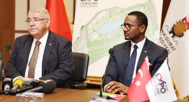 Gambiya Büyükelçisi Başkan Mahçiçek'i Ziyaret Etti