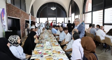 Başkan Mahçiçek, YKS’de dereceye giren öğrencilerle buluştu..