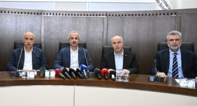 Bir ve beraber olmanın gücüyle yaralarımızı sarıyoruz..