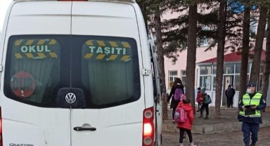 İhaleye kimse katılmadı, öğrenciler yaya kaldı