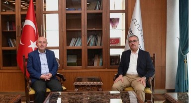 Vali Coşkun’dan Başkan Güngör’e Veda Ziyareti..