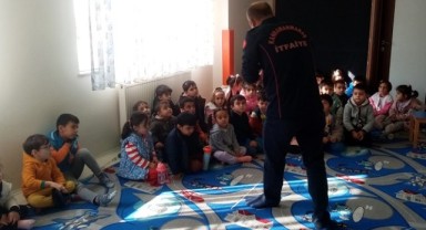Büyükşehir İtfaiyesi, Afet ve Acil Durumlara Karşı Farkındalığı Artırmak İçin Sahada..