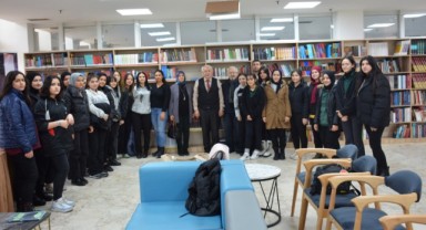Kütüphane Söyleşileri Yeni Yılda da Okurlarla Buluşmayı Sürdürüyor