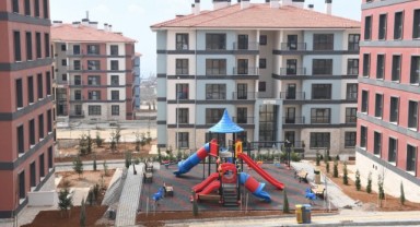 Başkan Güngör; “Kalıcı Konutları Hemşehrilerimize Hayırlı Olsun” 