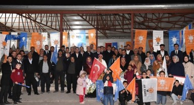 Başkan Okay, Erkenez Mahallesinde yeni projelerini anlattı..