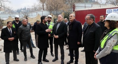 Kültür Bakan Yardımcısı Dulkadiroğlu’nda Tarihi Eserleri incelendi..