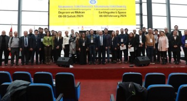 Rektör Bakan:“Tanımlanacak Stratejilerde, Politikalarda, Alınacak Kararlarda Nelere Dikkat Edilecek Noktasında Düzenlemiş Olduğumuz Bu Sempozyumu Önemsiyorum” 