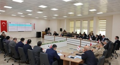Seçim Güvenliği Toplantısı Vali Ünlüer Başkanlığında Yapıldı..